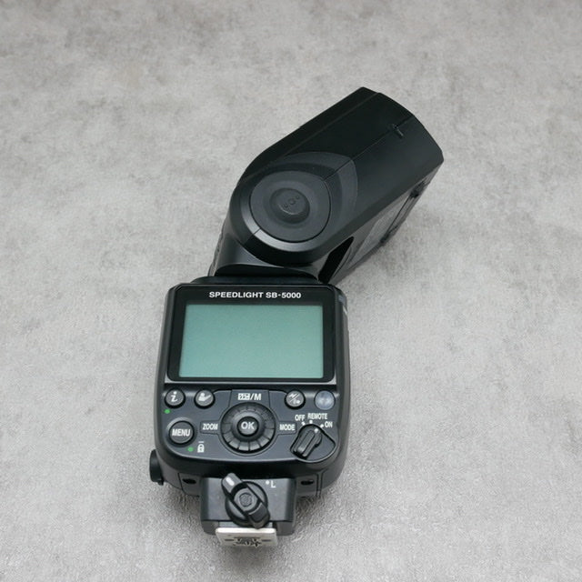 中古品 Nikon スピードライトSB-5000