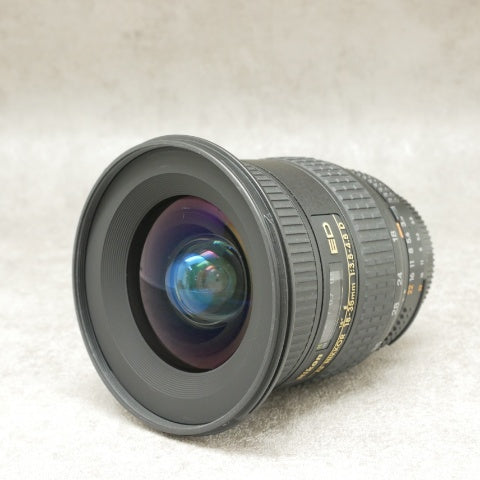 中古品 Nikon AF 18-35mm F3.5-4.5D