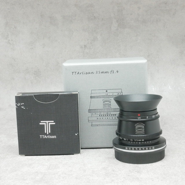 中古品 銘匠光学 TTArtisan 35mm f/1.4 C [ライカL用]