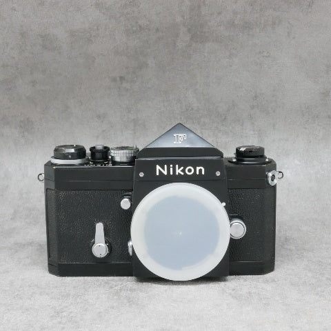 中古品 Nikon F アイレベル ブラック