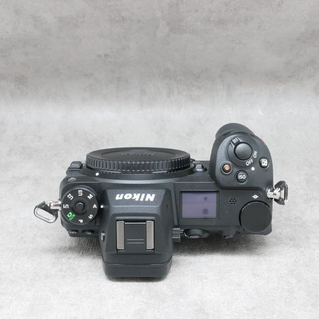 中古品 Nikon Z6�Uボディ