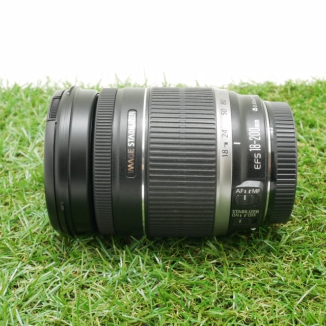 中古品 Canon EF-S 18-200mm F3.5-5.6 IS