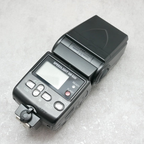 中古品 Nikon スピードライトSB-600