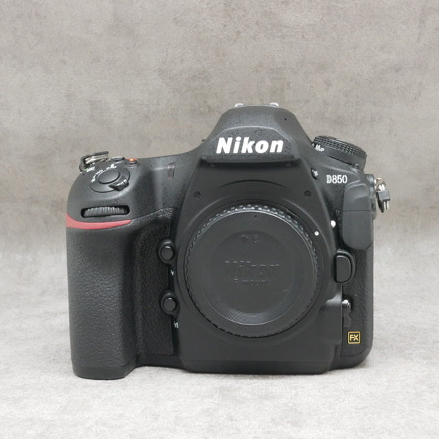 中古品 Nikon D850ボディ さんぴん商会