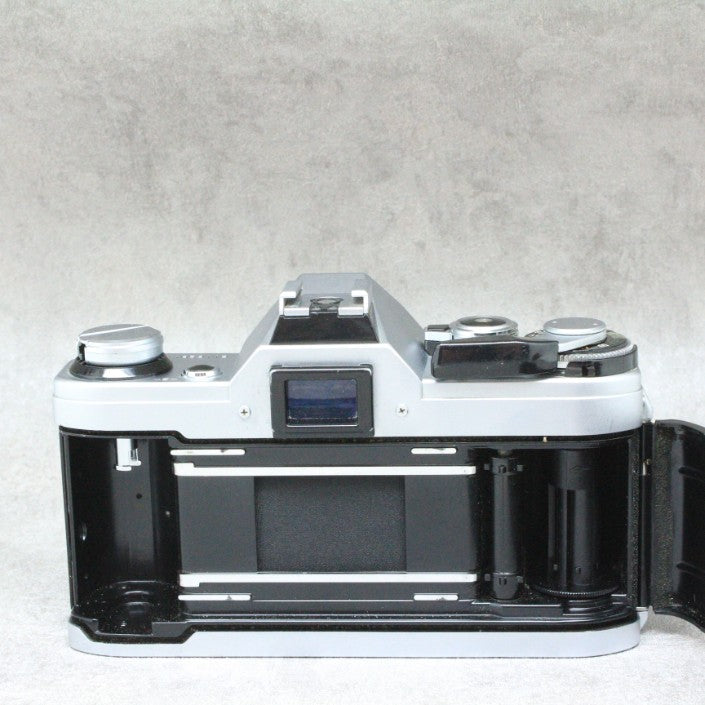 中古品 Canon AE-1 シルバー