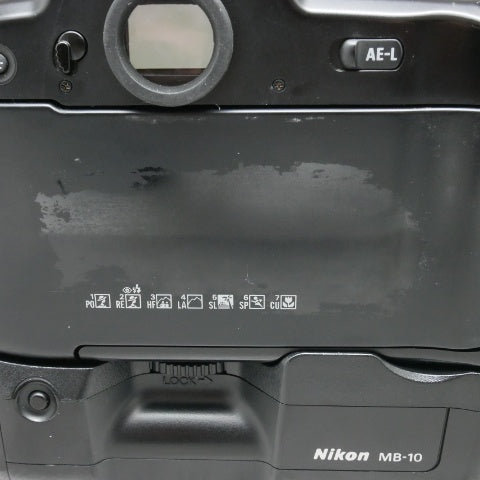 中古品 Nikon F90X グリップ付き