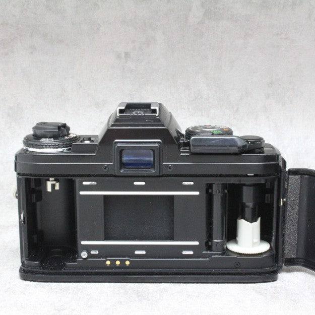 中古品 MINOLTA X-700 ボディ