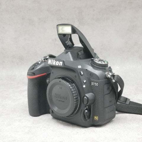 中古品 Nikon D750 ボディ