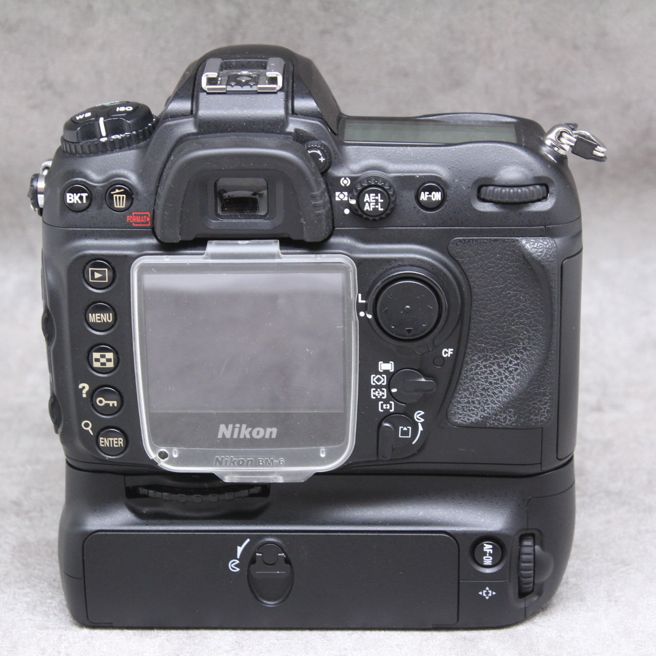 中古品 Nikon D200 ボディ + MB-D200 【11月15日(火)のYouTube生配信で