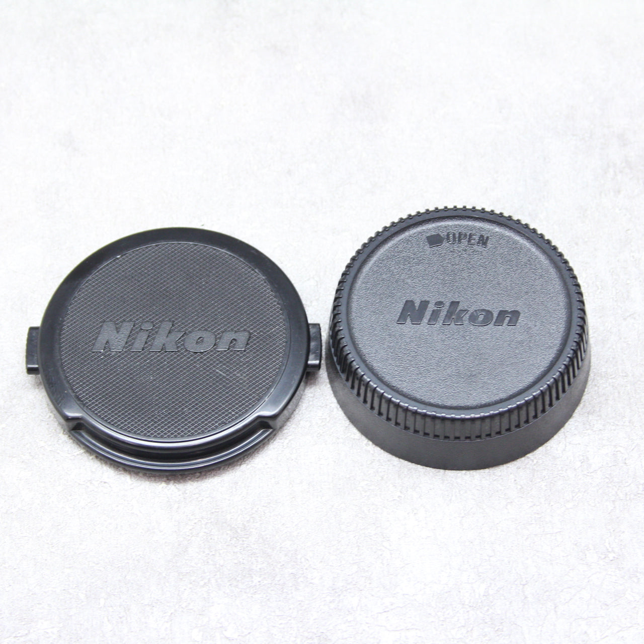 中古品 Nikon Auto NIKKOR-Q C 135mm F2.8 非Ai 【12月31日大晦日のYouTube生配信でご紹介】