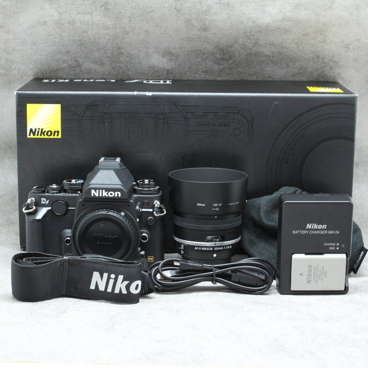 中古品 Nikon Df 50mm f/1.8G Special Editionキット BK【11月19日(土
