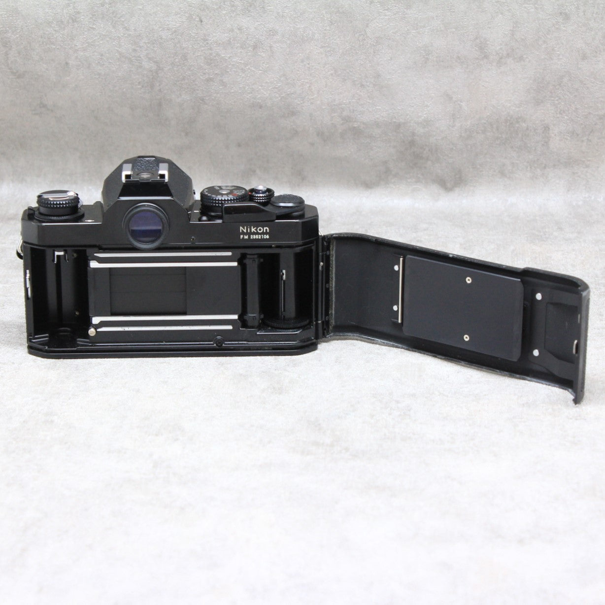 中古品 Nikon FM ブラック ボディ ☆10月15日(土)のYouTube生配信