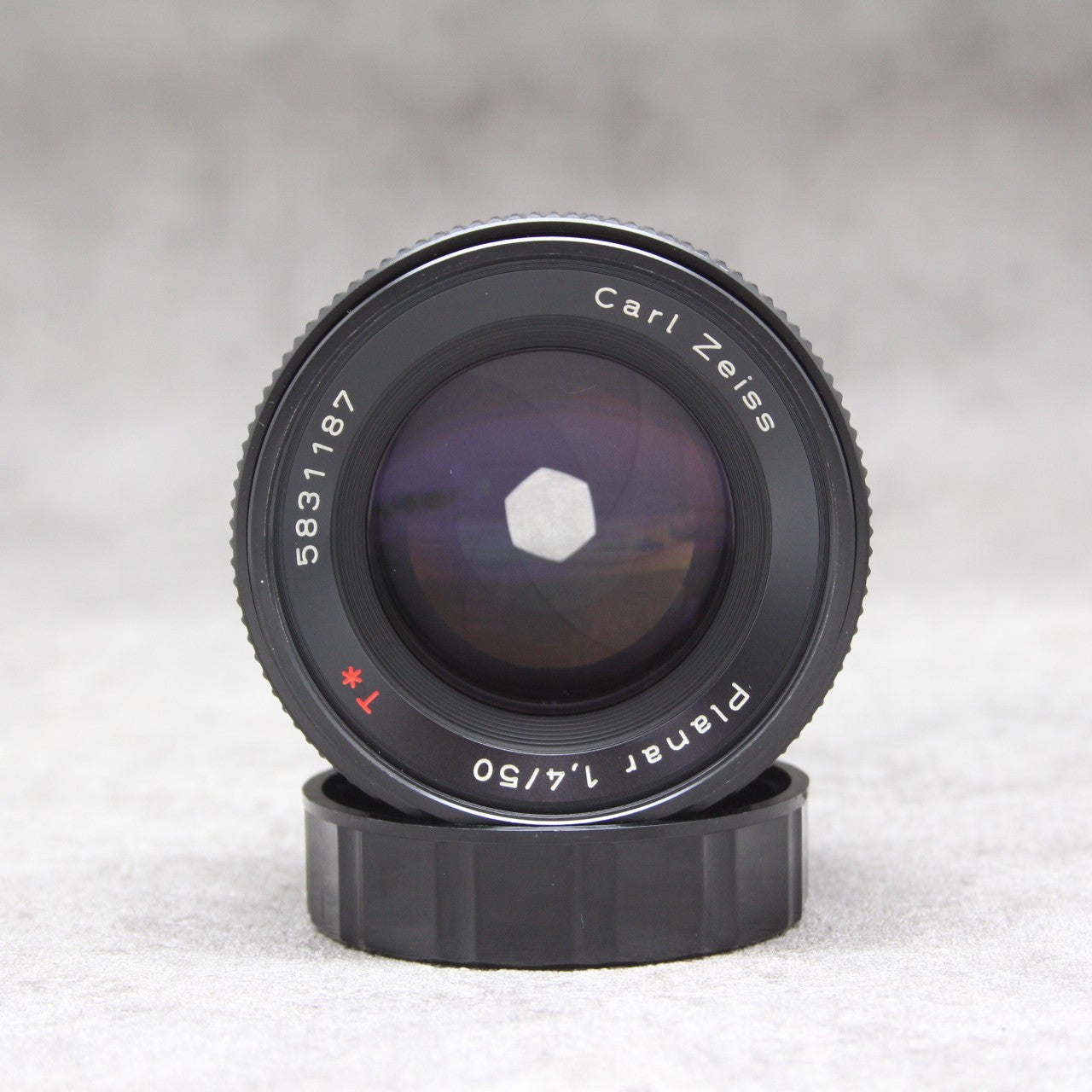 中古品 CONTAX Carl Zeiss Planar 50mm F1.4 (AEJ) ※2月12日(日)の