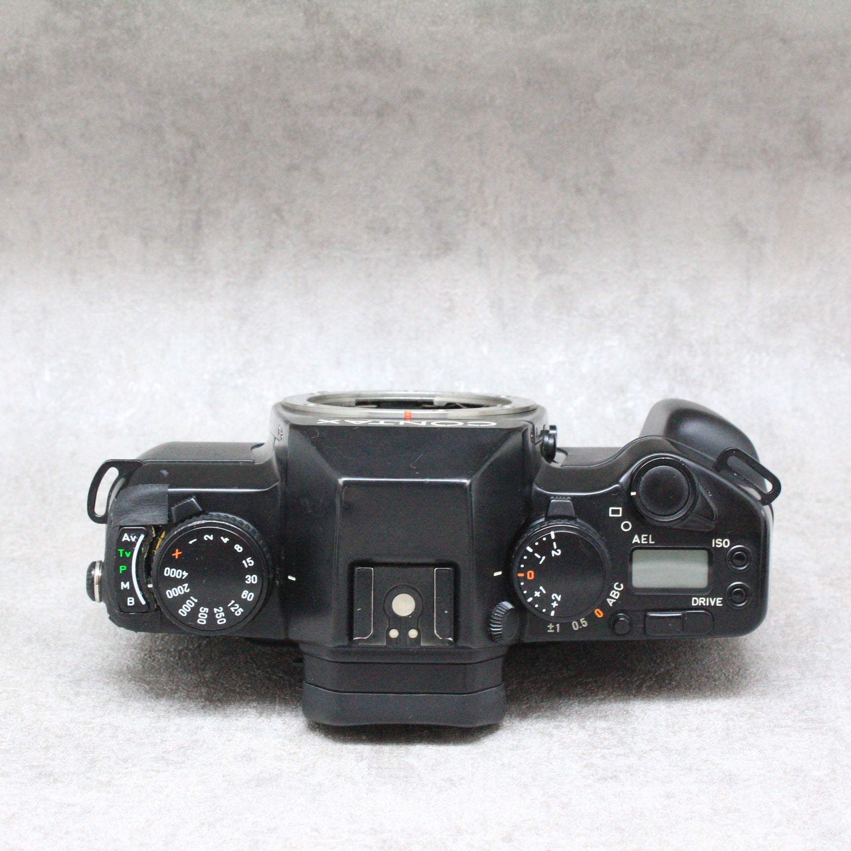 中古品 CONTAX ST ボディ – サトカメオンラインショップ