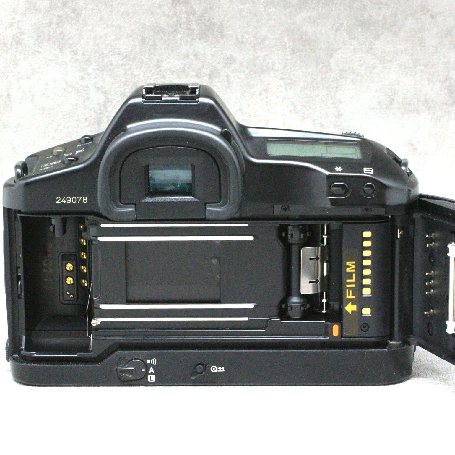 中古品 Canon EOS-1N ボディ