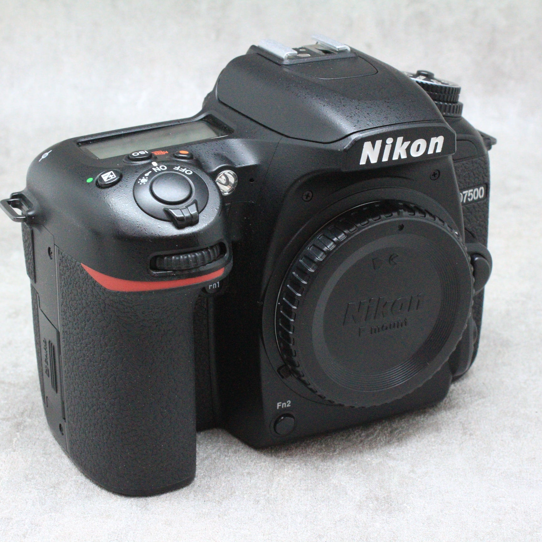 中古品 Nikon D7500 ボディ さんぴん商会