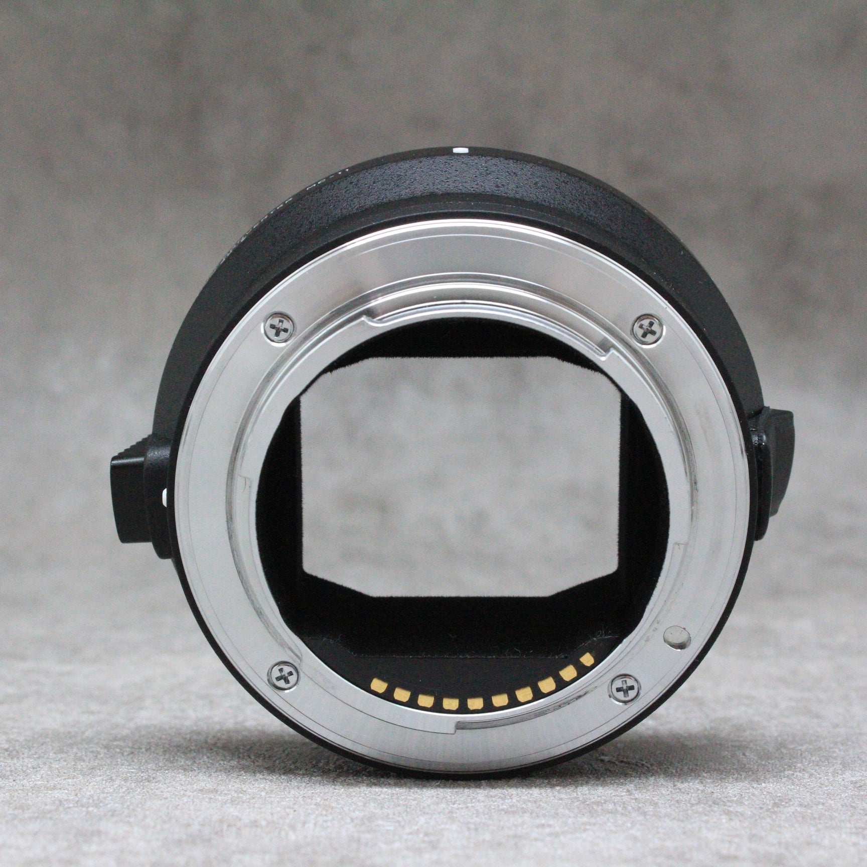 中古品 SIGMA MOUNT CONVERTER MC-11 CANON EF-E ソニー用 さんぴん