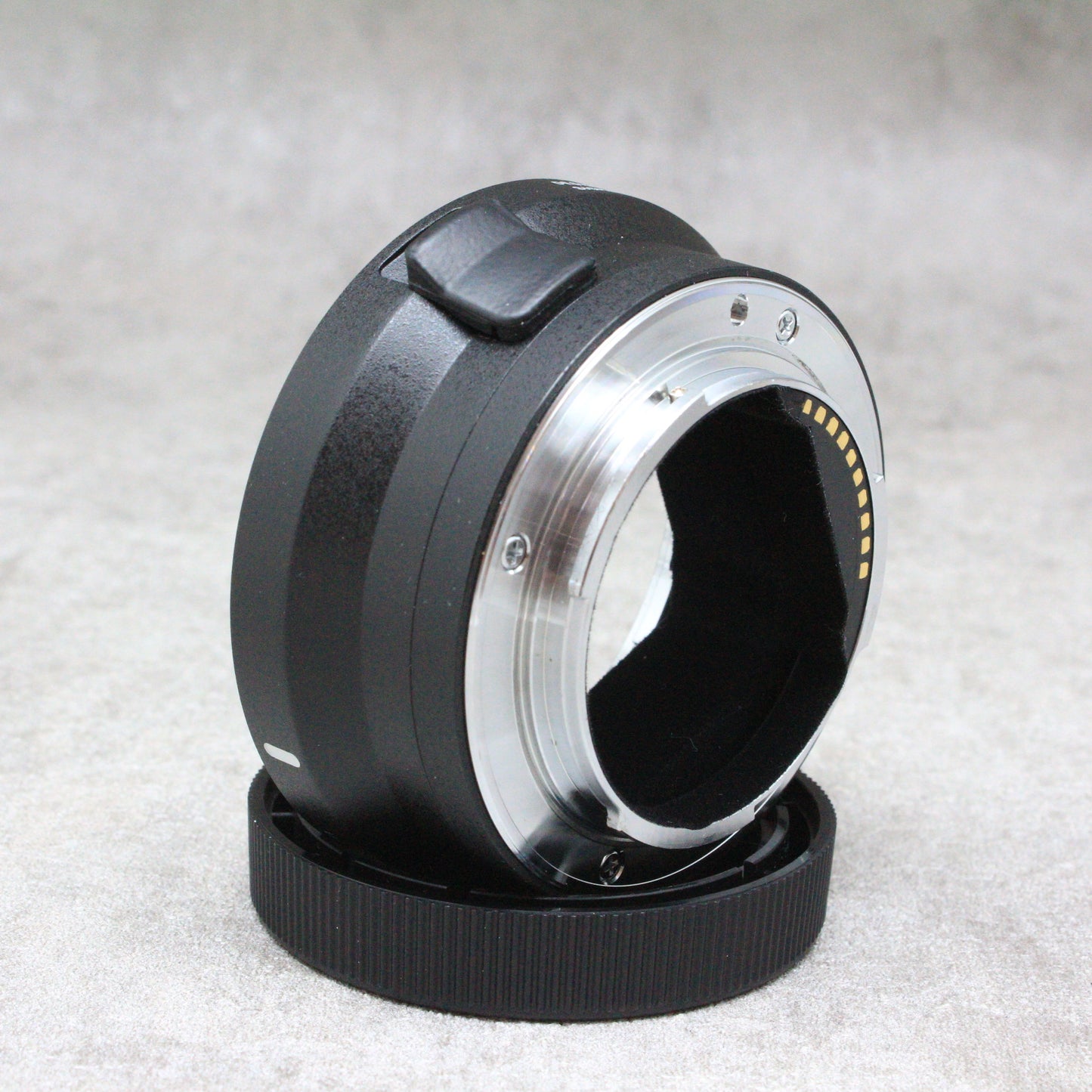 中古品 SIGMA MOUNT CONVERTER MC-11 CANON EF-E ソニー用 さんぴん