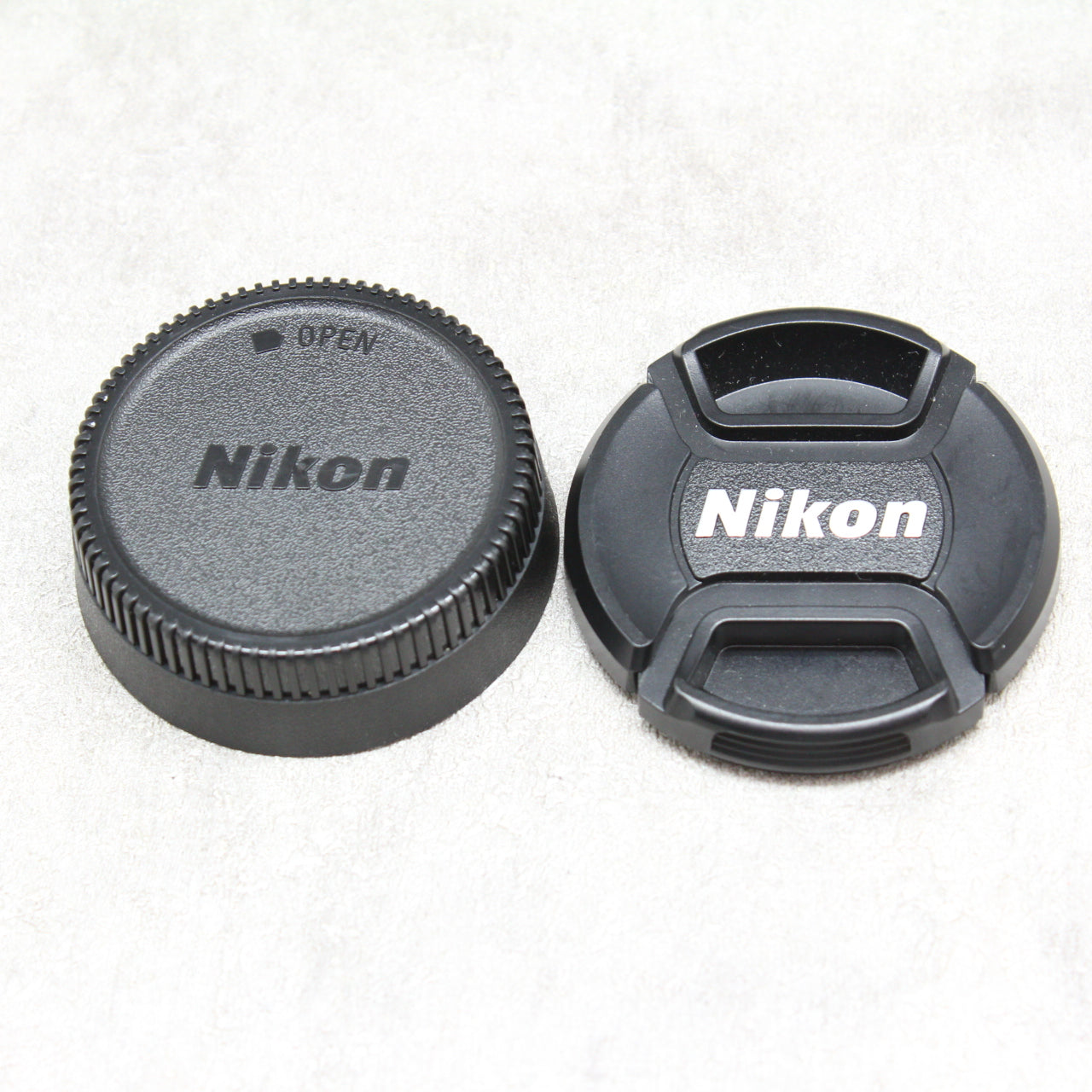 中古品 Nikon AF-S DX NIKKOR 35mm F1.8G ☆12月3日(土)のYouTube生配信でご紹介☆