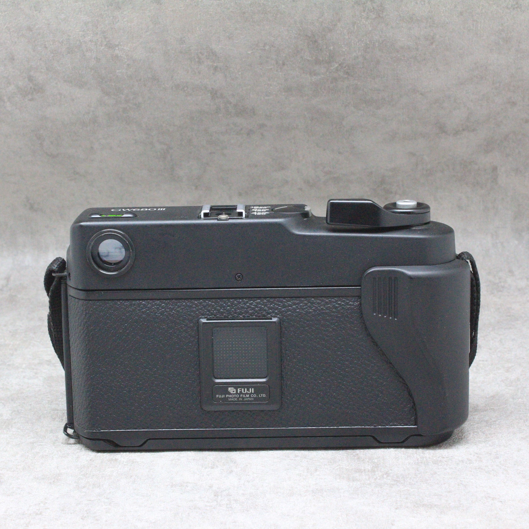 中古品 FUJI GW680III Professional6×8中判カメラ さんぴん商会