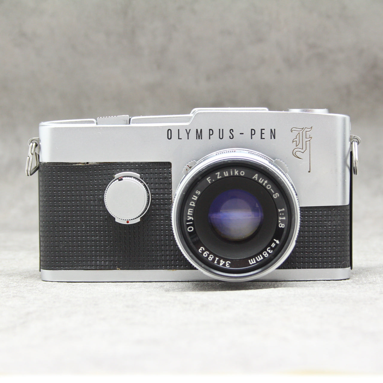 中古品 OLYMPUS PEN F (初代)＋AUTO-S 38mm F1.8 【1月22日(日)の