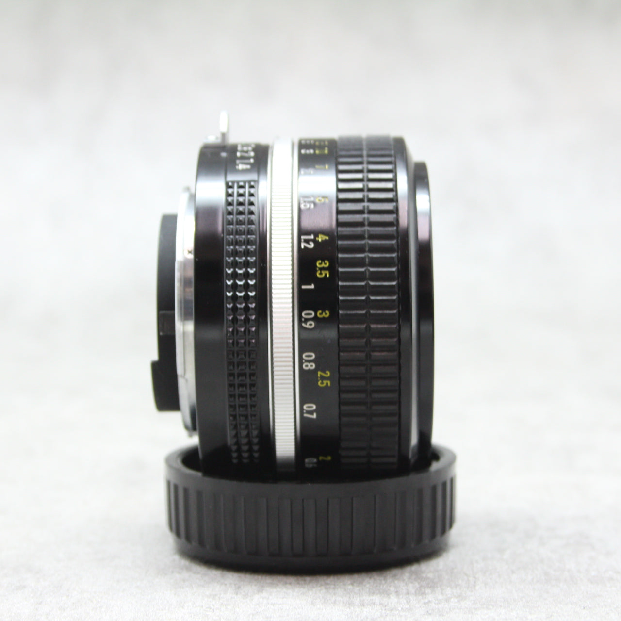 中古品 Nikon New NIKKOR 50mm F1.4 非Ai 【11月29日(火)のYouTube生配信でご紹介】