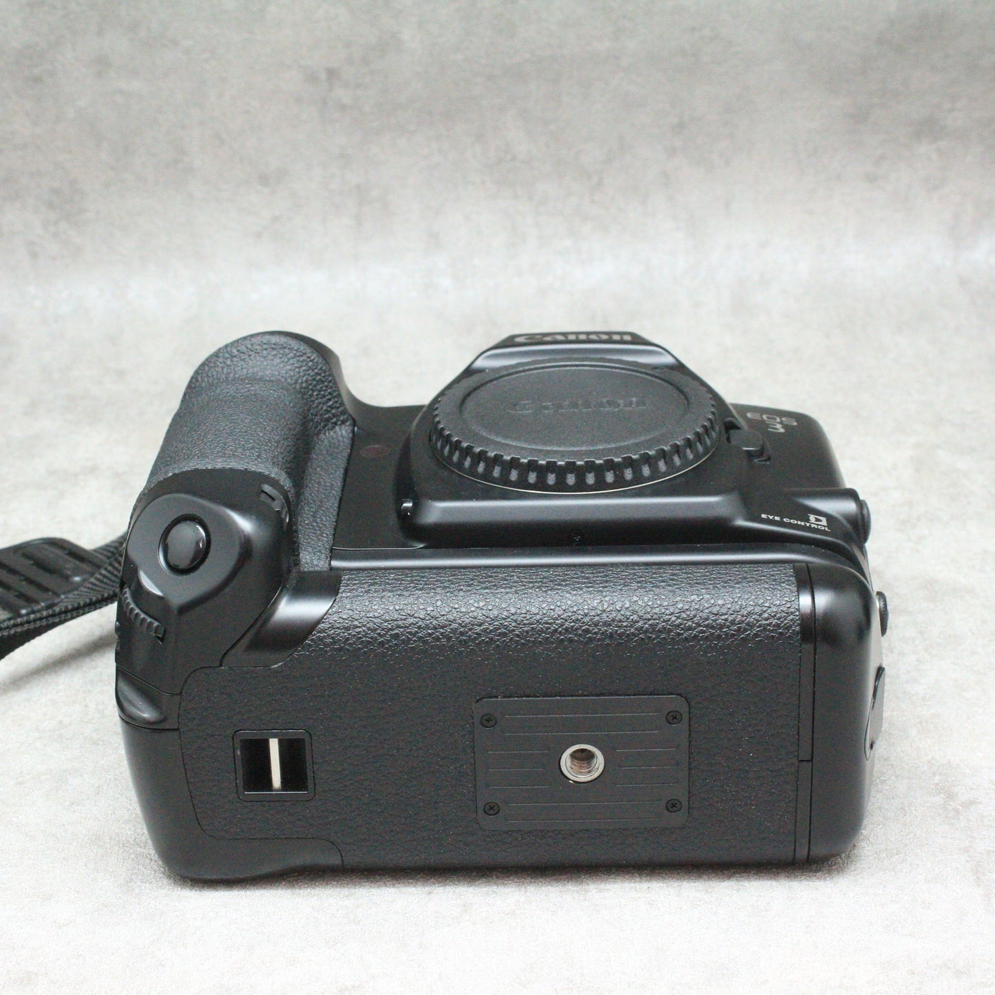 中古品 Canon EOS3 PB-E2 （バッテリーグリップ付）さんぴん商会