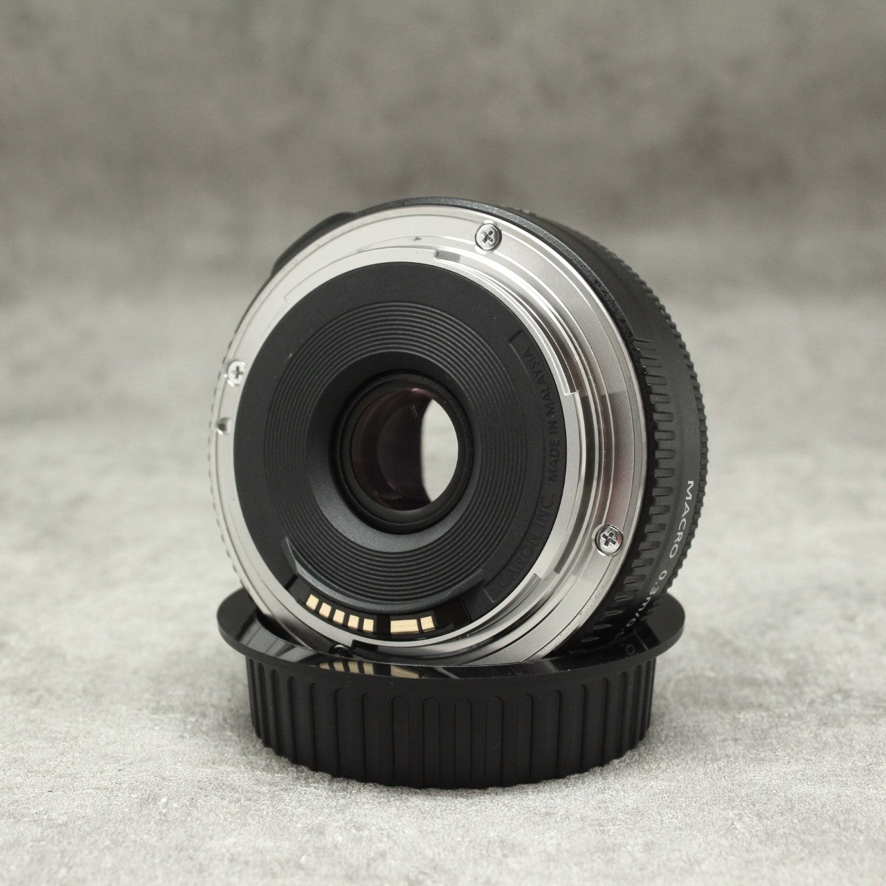 中古品 Canon EF40mm F2.8 STM【1月21日(土)のYouTube生配信でご紹介】