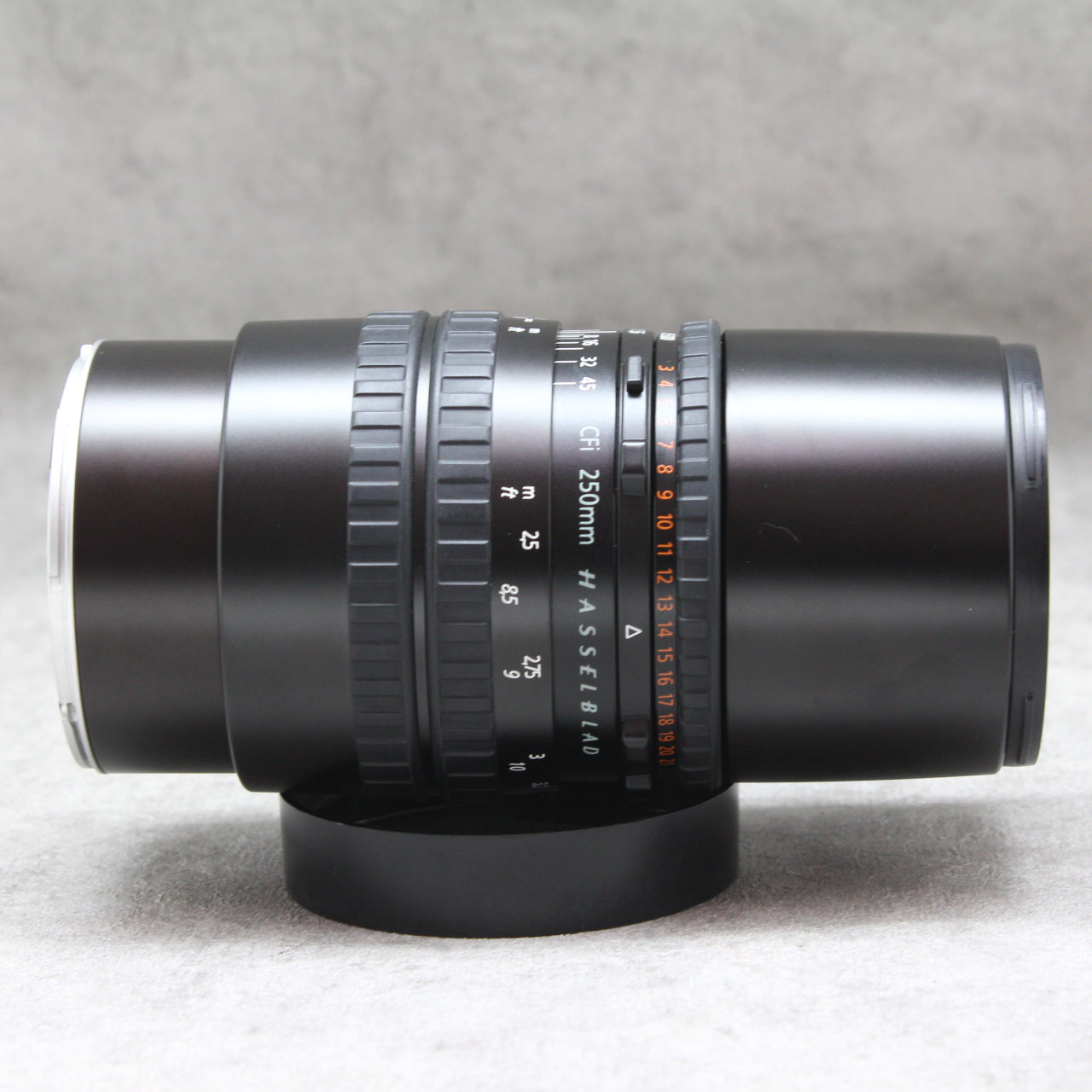 中古品 HASSELBLAD Carl Zeiss Planar T* CFi 250mm F5.6 【9月27日(火