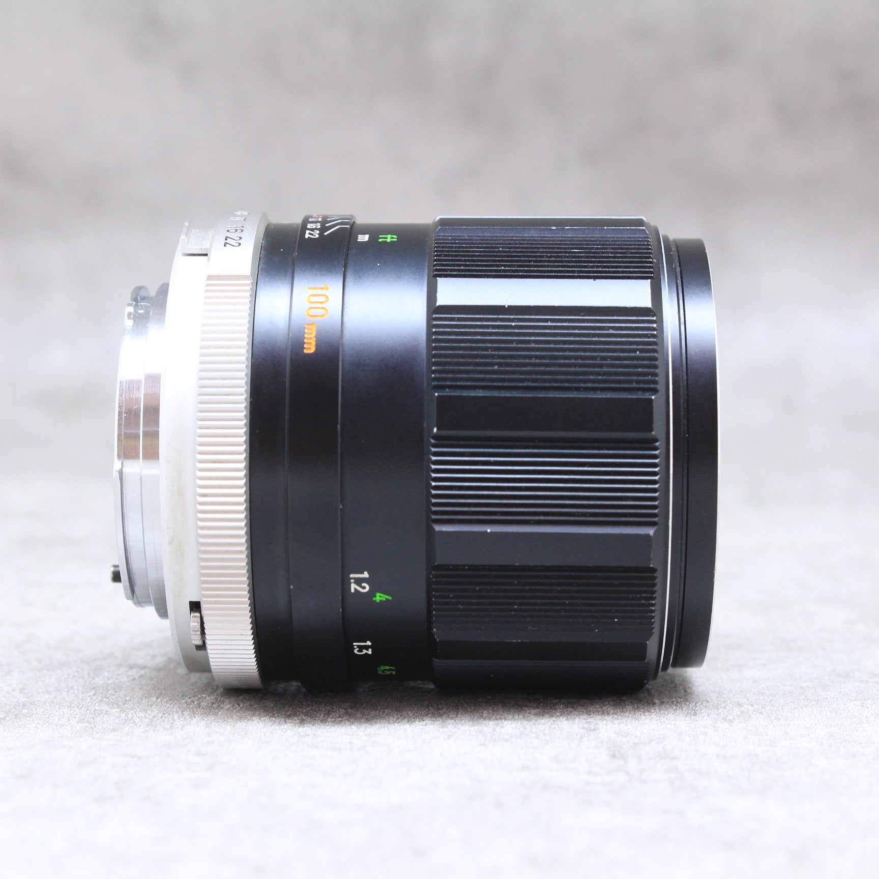 中古品 MINOLTA MC TELE ROKKOR-PF 100mm F2.5 ハヤト商会