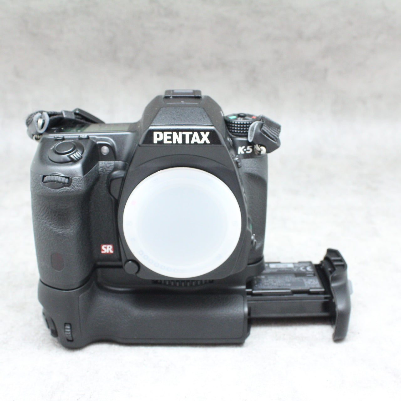 中古品 PENTAX K-5＋D-BG4特別セット ☆9月10 日(土)のYouTube生配信でご紹介☆