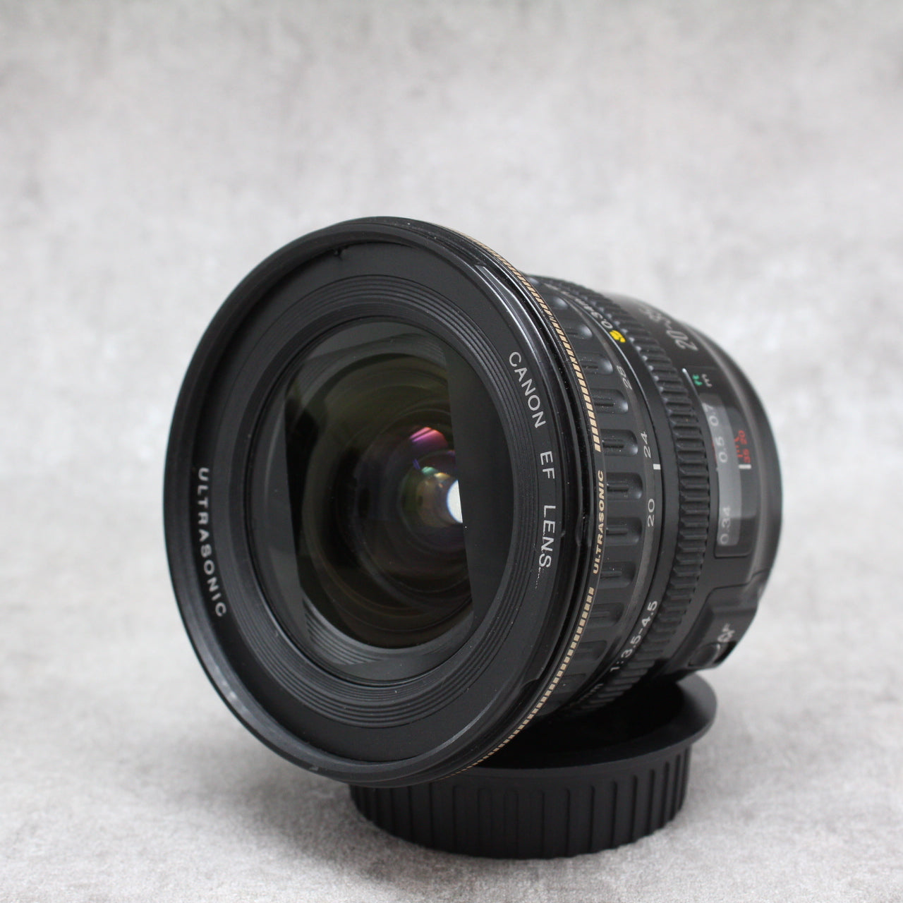 中古品 Canon EF 20-35mm F3.5-4.5 USM 【10月23日(日)のYouTube生配信でご紹介】