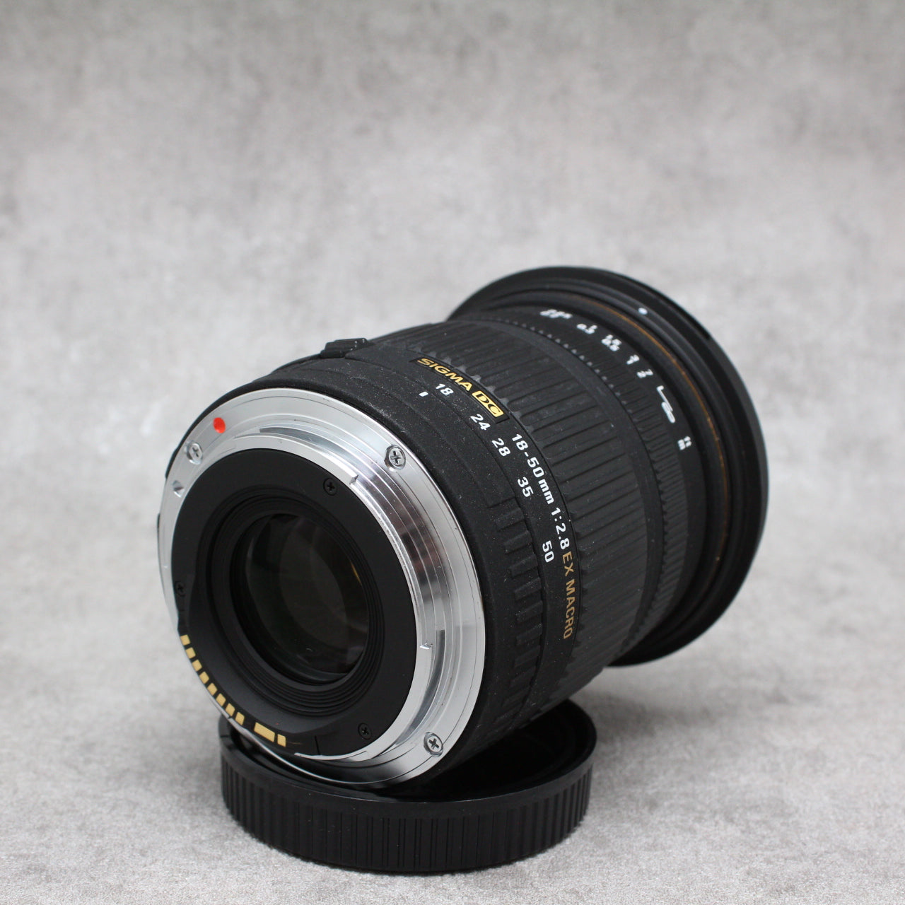 中古品 SIGMA 18-50mm F2.8 EX DC MACRO ［キヤノン用］ 【10月23日(日