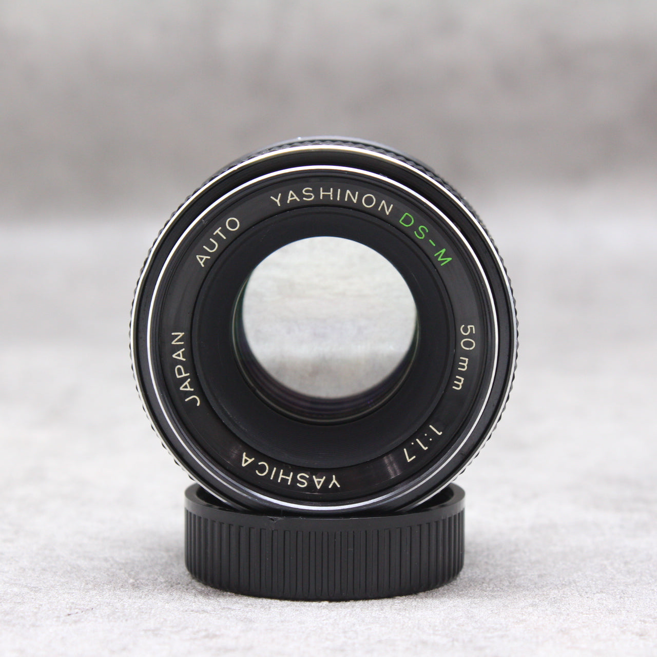 中古品 YASHICA AUTO YASHINON DS-M 50mm F1.7【10月15日(土)の