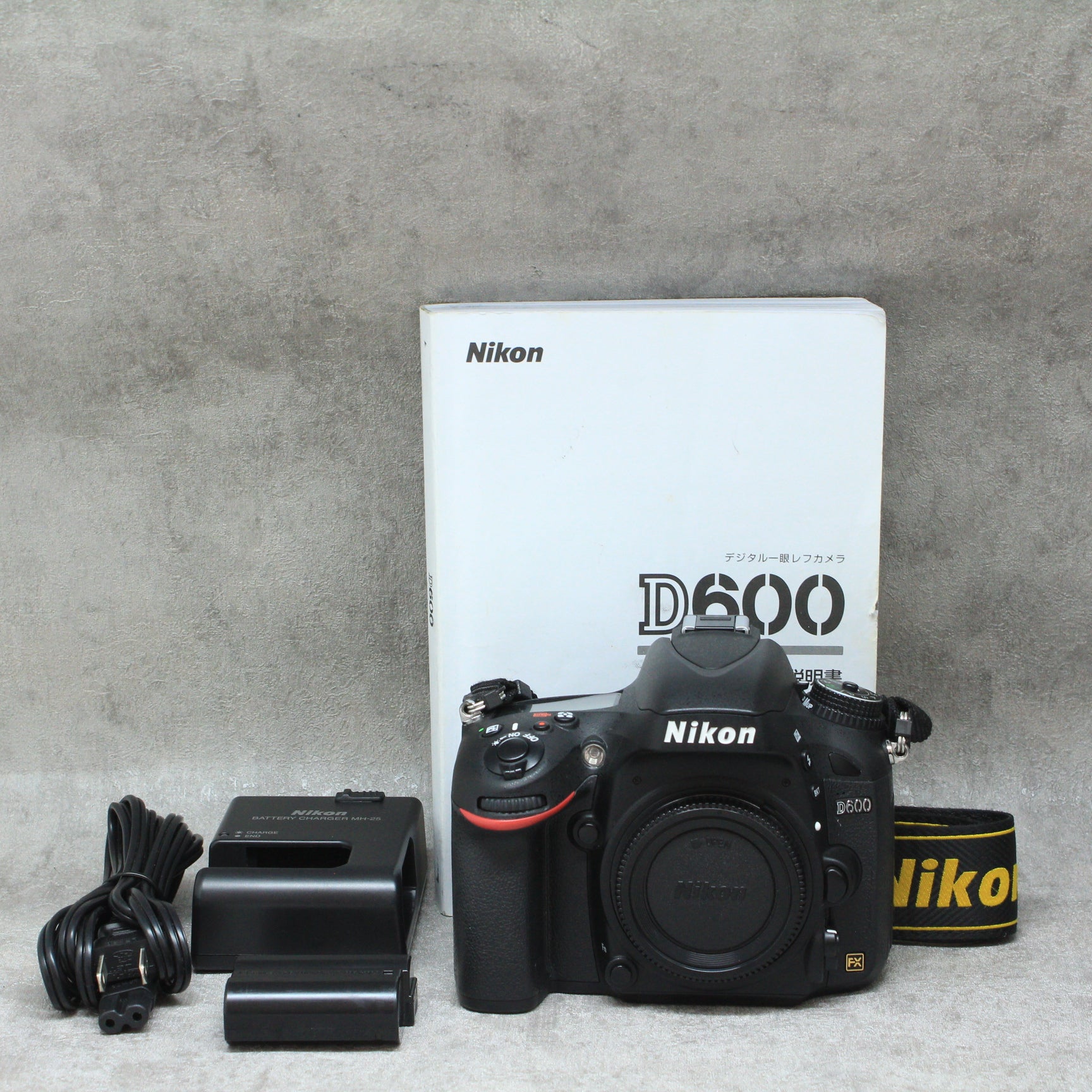 中古品 Nikon D600ボディ さんぴん商会