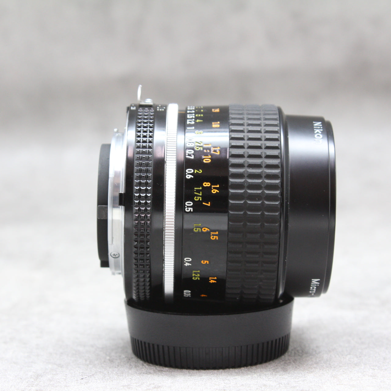中古品 Nikon Ai-s Micro NIKKOR 55mm F2.8[整備済み] ☆3月30日(木)の 