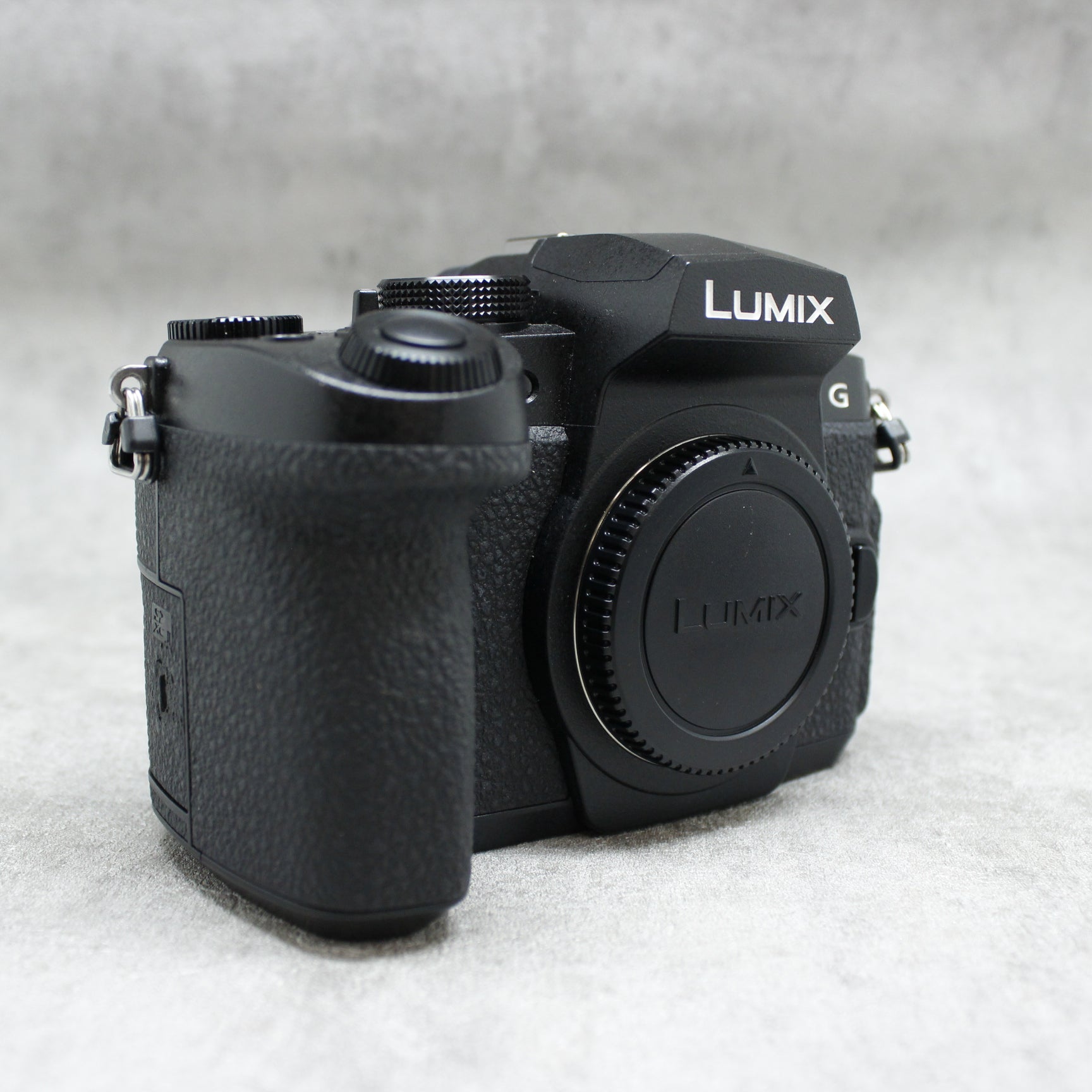 中古品 Panasonic LUMIX DC-G99 ボディ ☆2月25日(土)のYouTube生