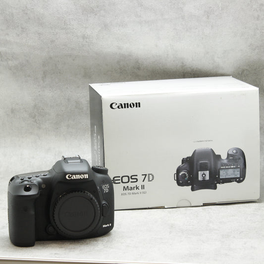 中古品 Canon EOS 7D MarkⅡ【4月15日(土)のYouTube生配信でご紹介】