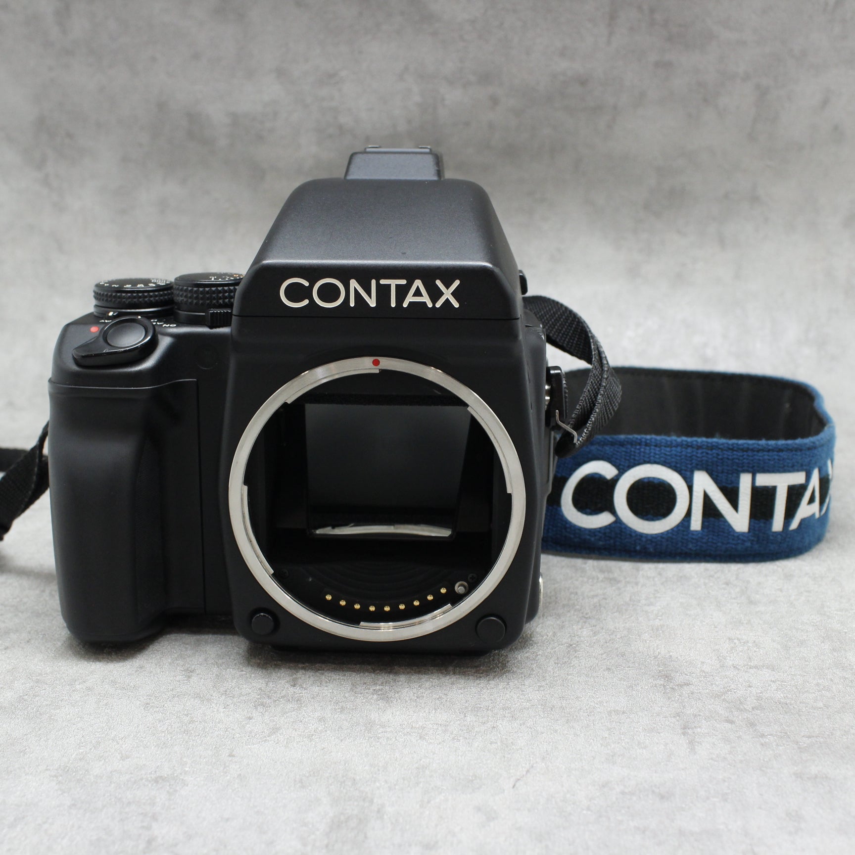 中古品 CONTAX 645 ボディ【12月3日(土)のYouTube生配信でご紹介