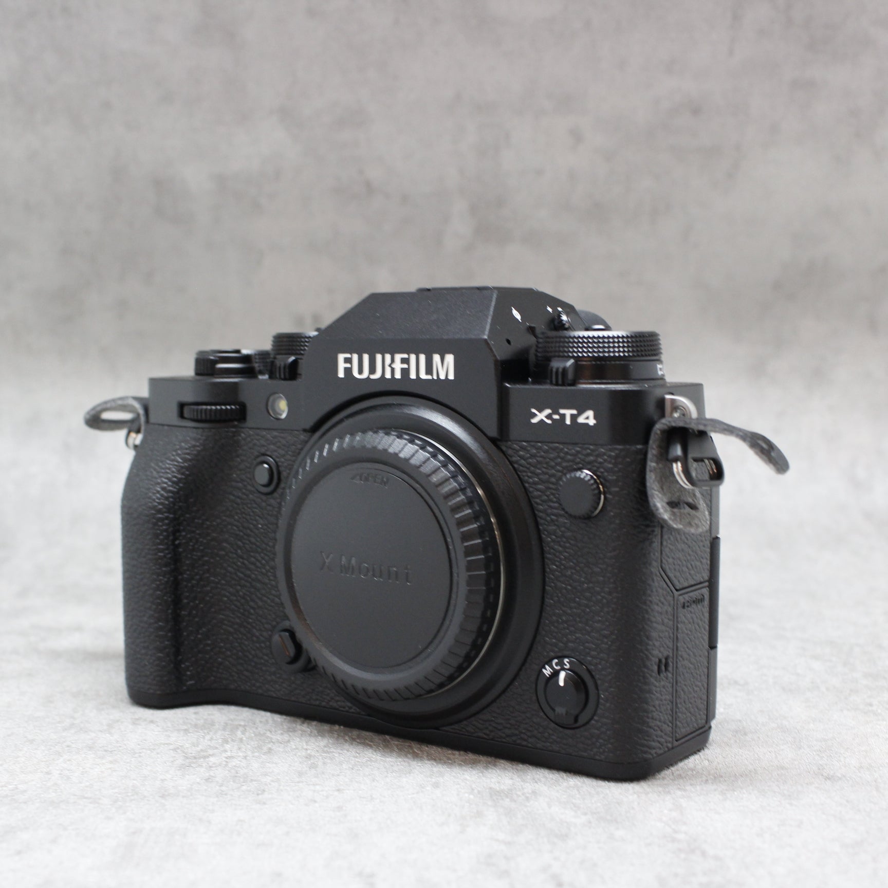 中古品 FUJIFILM X-T4 ボディ BK【2月25日(土)のYouTube生配信