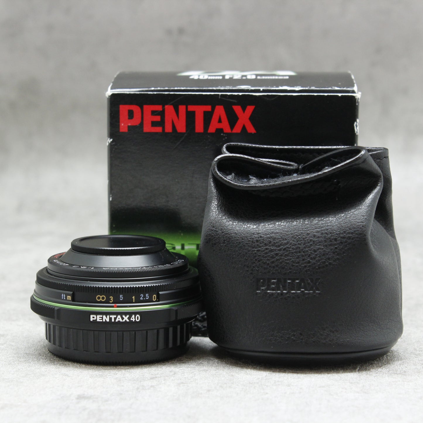 中古品 SMC PENTAX-DA 40mm F2.8 Limited【10月29日(土)のYouTube生配信でご紹介】