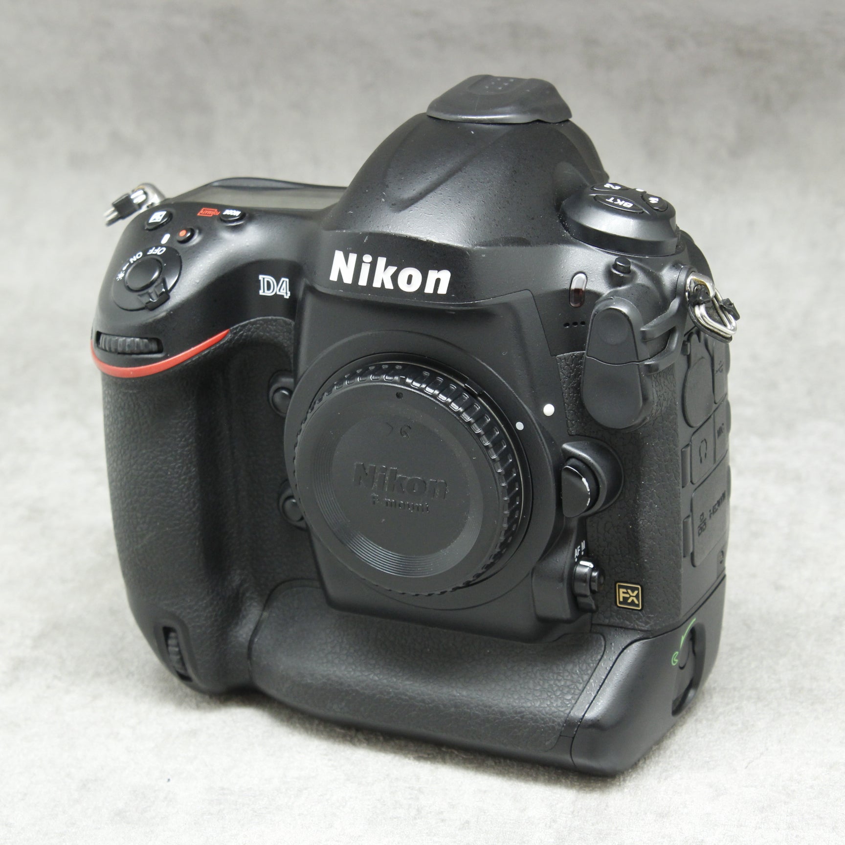 Nikon D4 ボディ