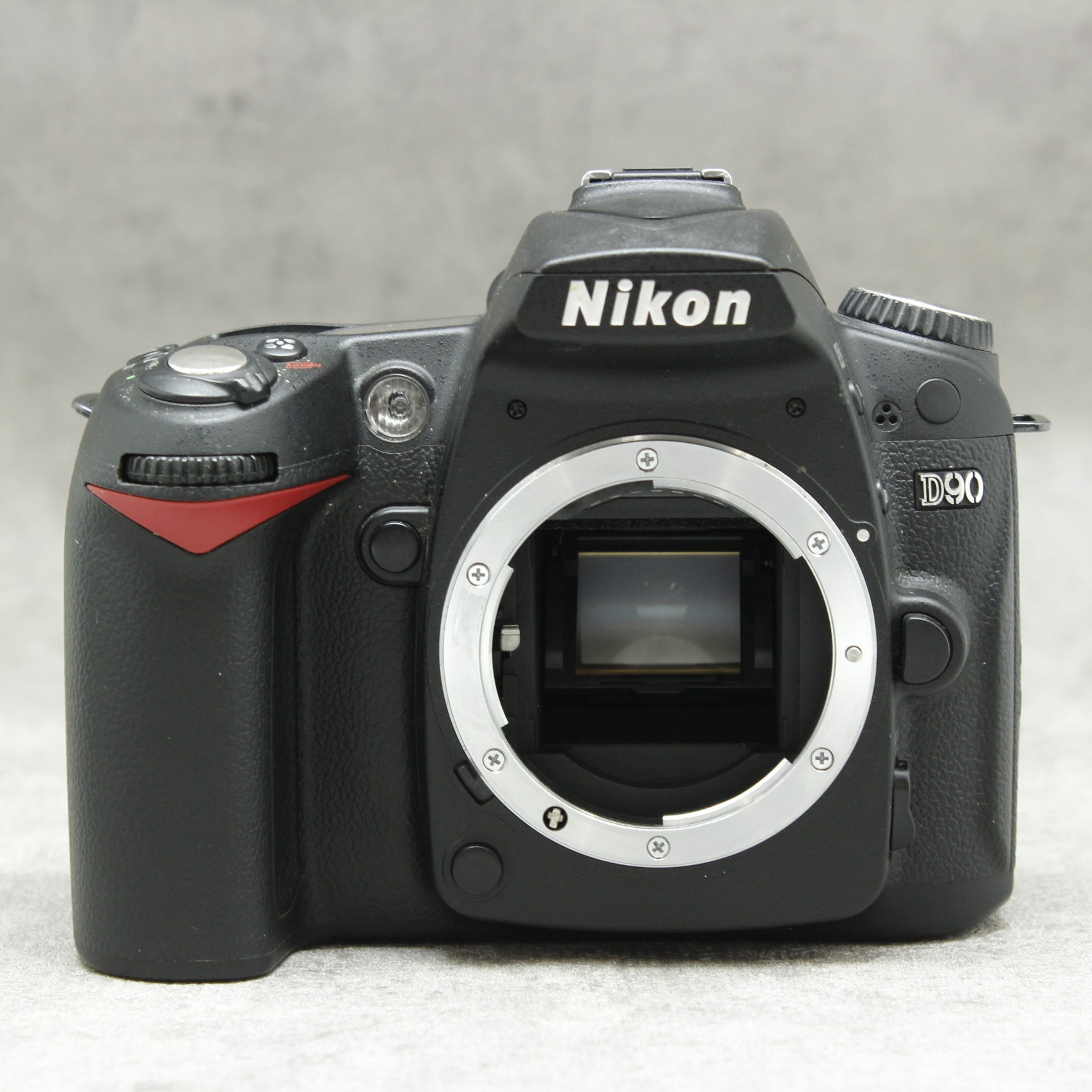 Nikon ニコン D90 ボディ デジタル一眼カメラ 【送料込】 - デジタルカメラ