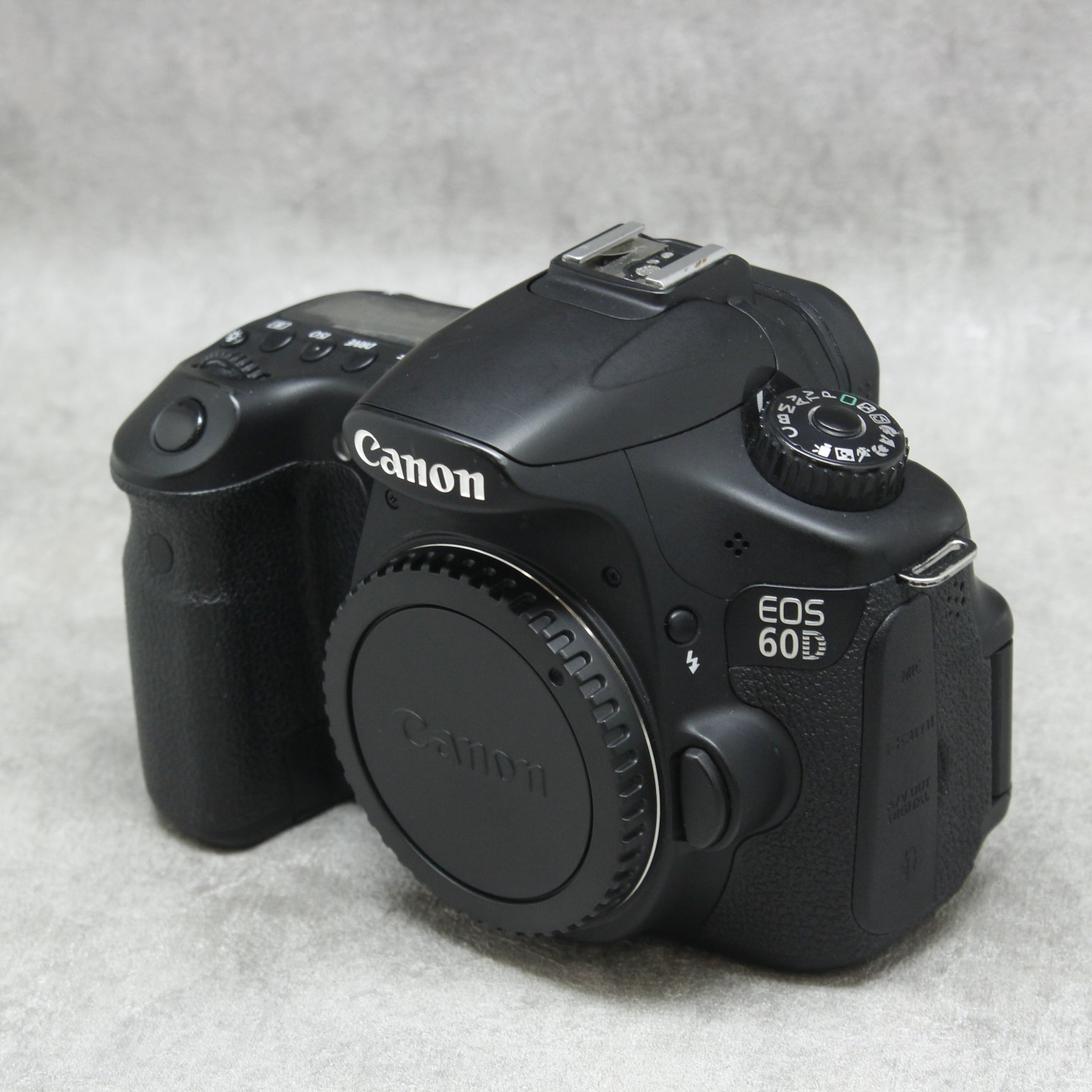 美品 キャノン EOS 60D 18-200 レンズ バッグ/SD３２/フィルム-