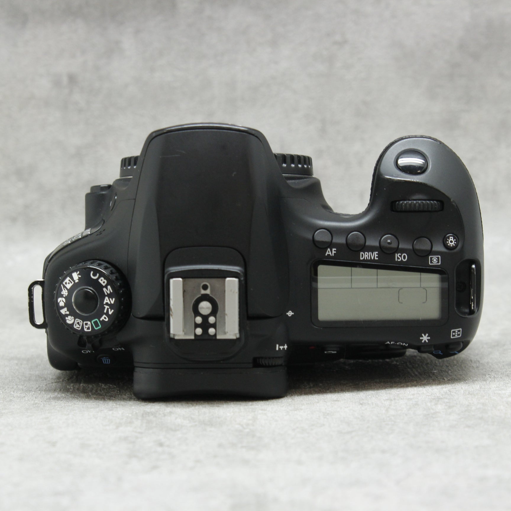 中古品 Canon EOS 60D EF-S18-135 IS レンズキット ☆3月23日(