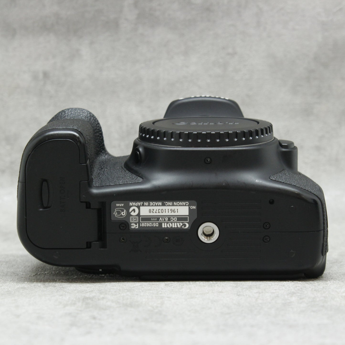 おしゃれ】 いろはす Canon EOS 60D レンズ3本付き デジタルカメラ ...