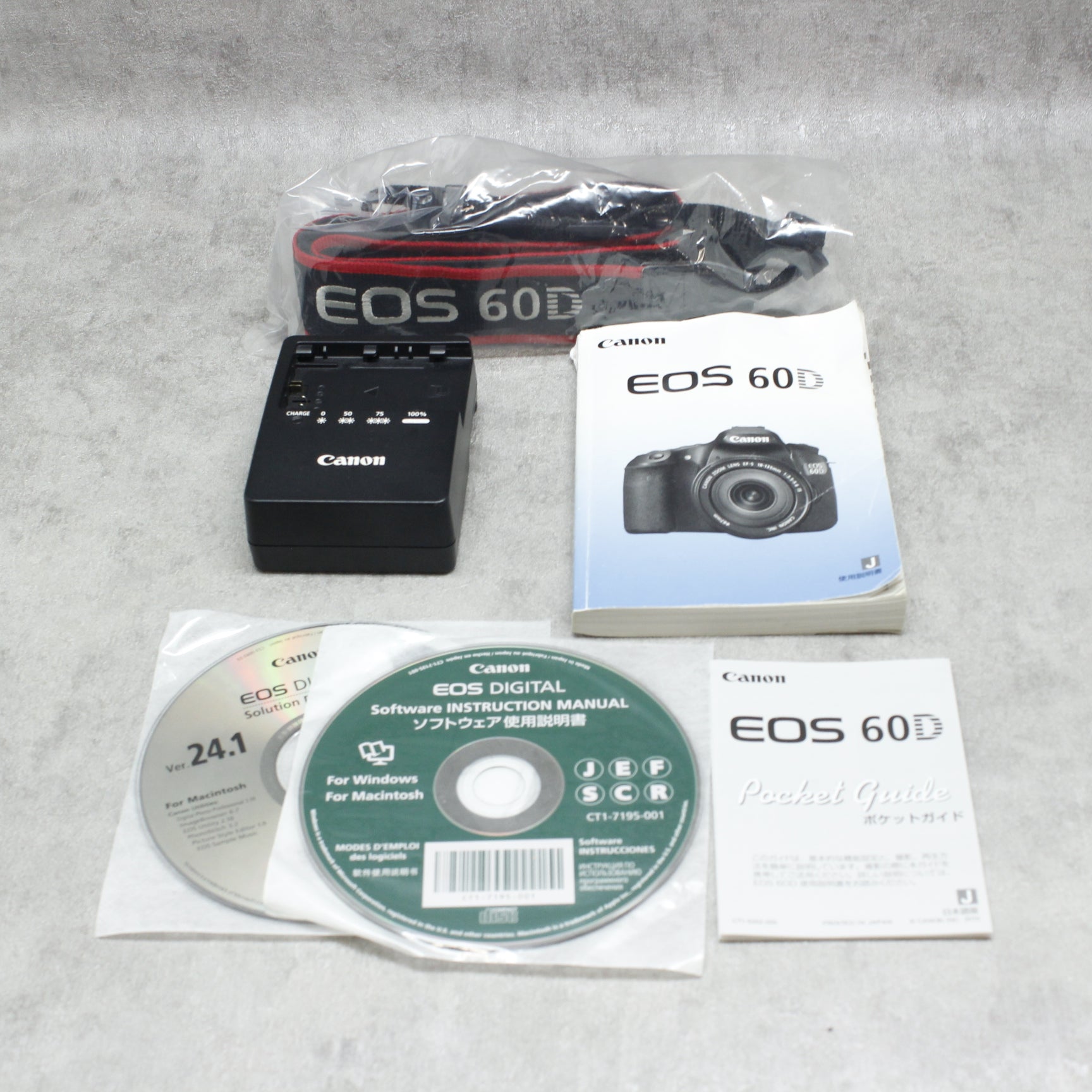 中古品 Canon EOS 60D EF-S18-135 IS レンズキット ☆3月23日(