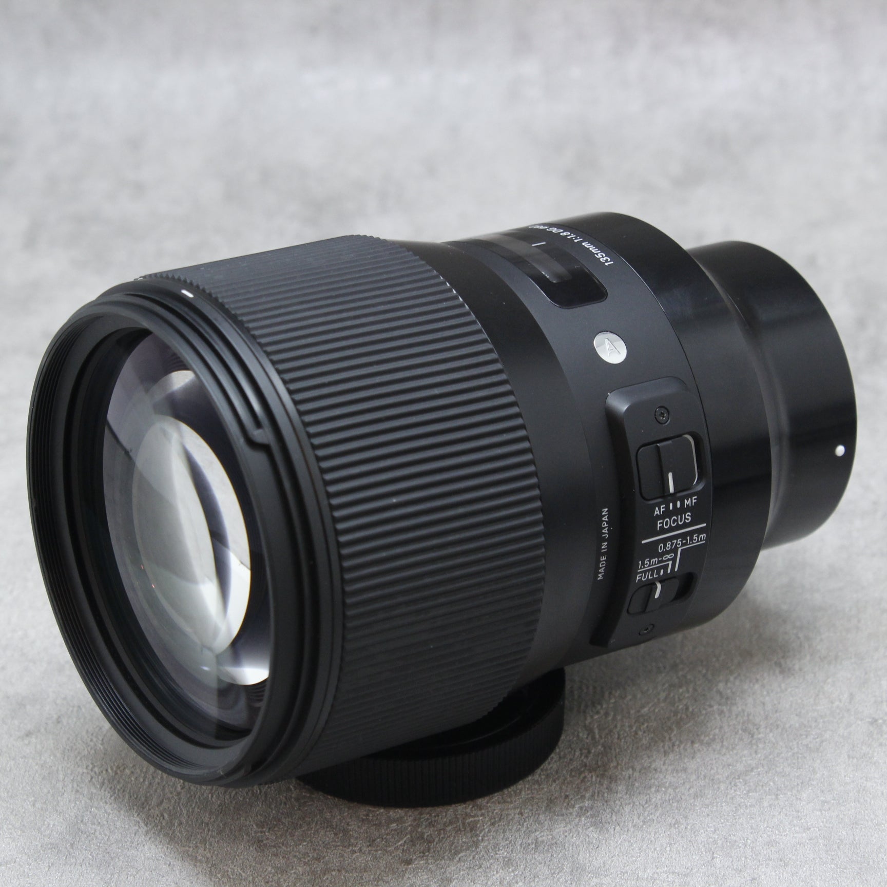 中古品 SIGMA 135mm F1.8 DG HSM SONY Eマウント用 【2月25日(